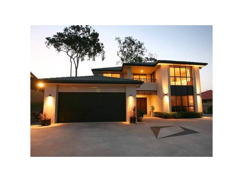 Highland Park QLD 4211