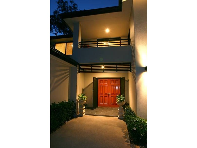 Highland Park QLD 4211