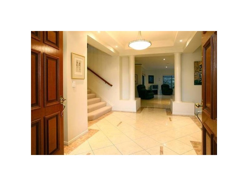 Highland Park QLD 4211