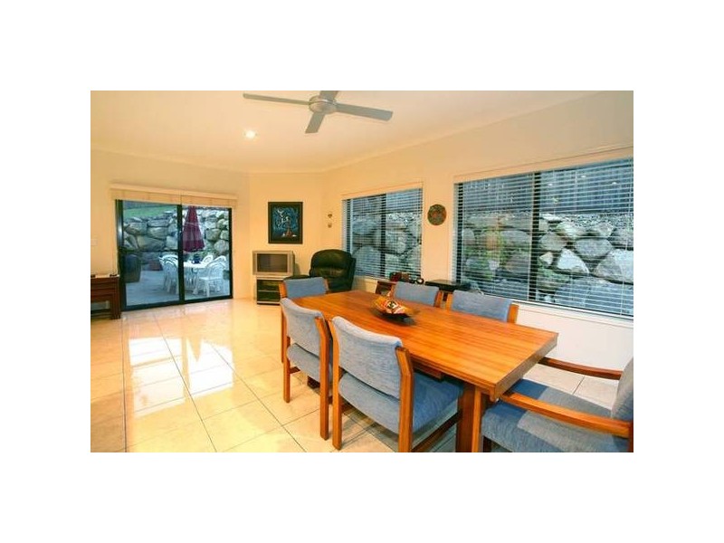 Highland Park QLD 4211