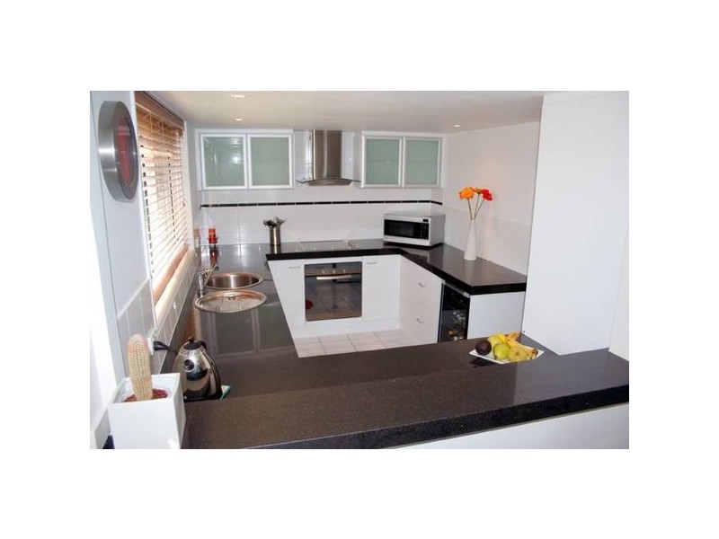 Highland Park QLD 4211