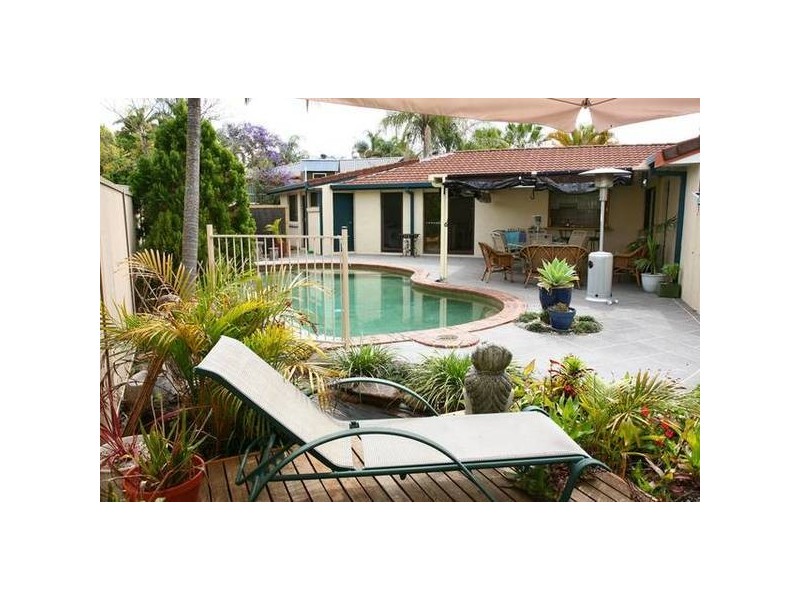 Highland Park QLD 4211