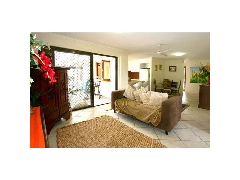 Highland Park QLD 4211