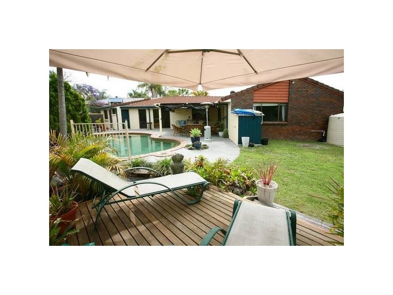 Highland Park QLD 4211