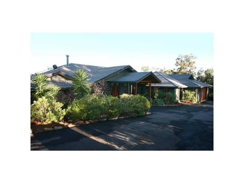 Gaven QLD 4211