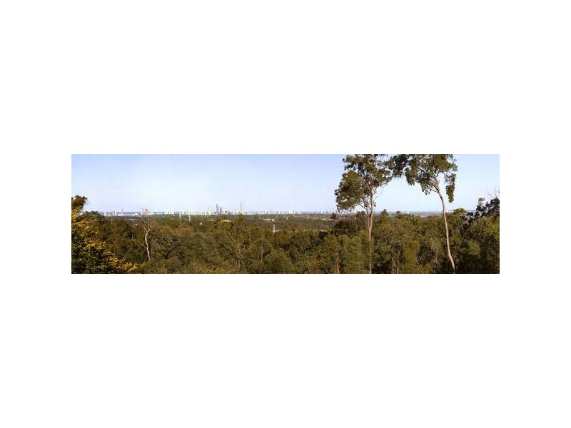 Gaven QLD 4211