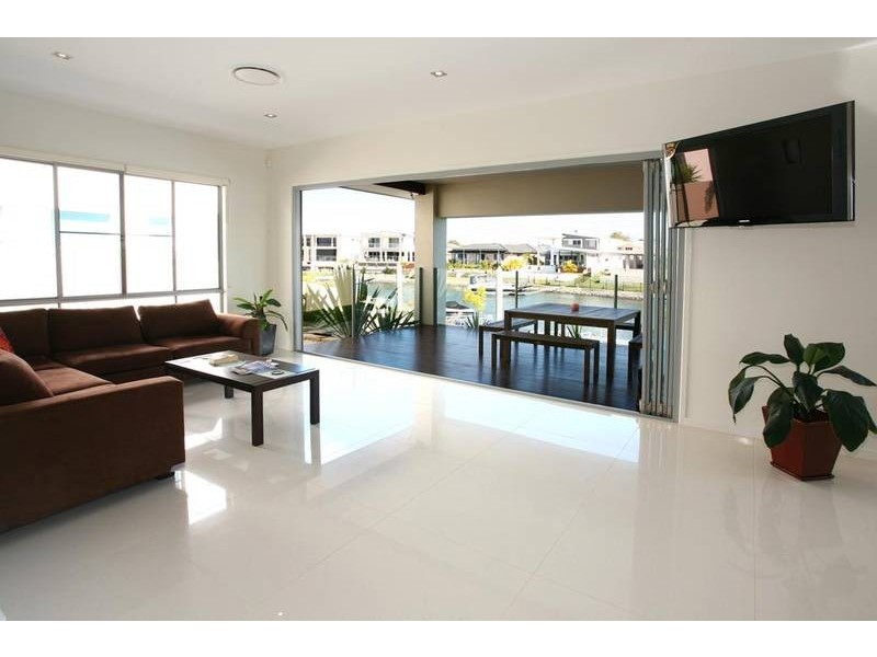 55 Southaven Drive, Helensvale QLD 4212