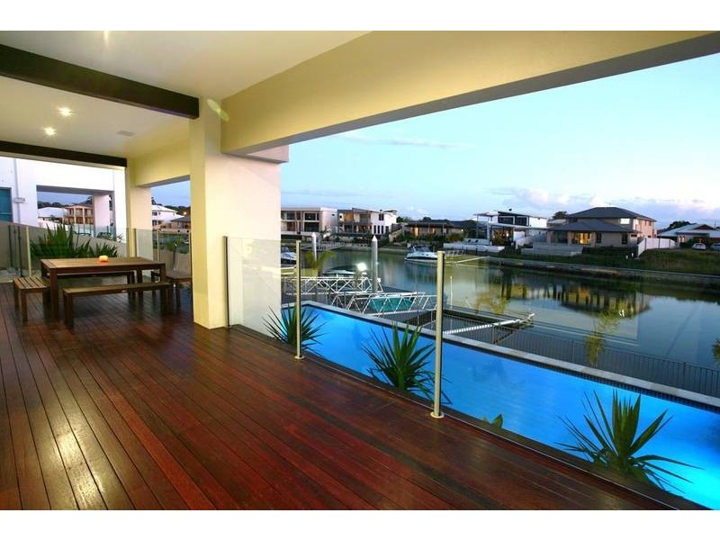55 Southaven Drive, Helensvale QLD 4212