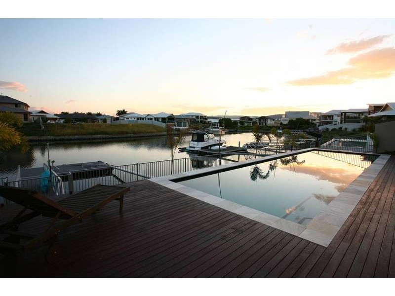 55 Southaven Drive, Helensvale QLD 4212