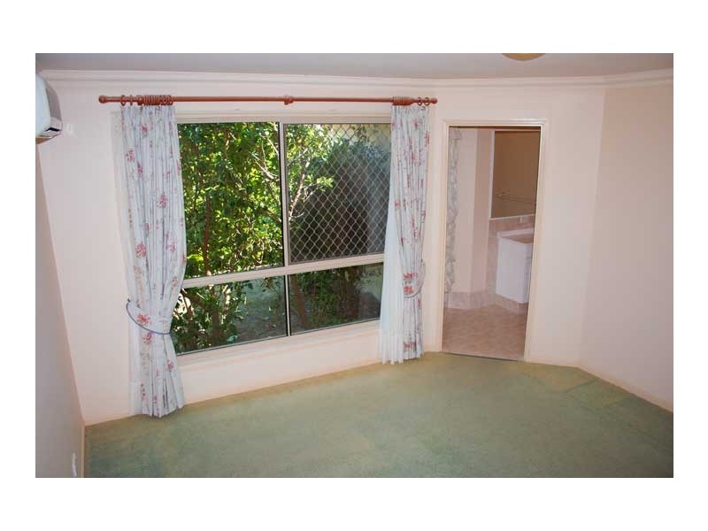 Highland Park QLD 4211
