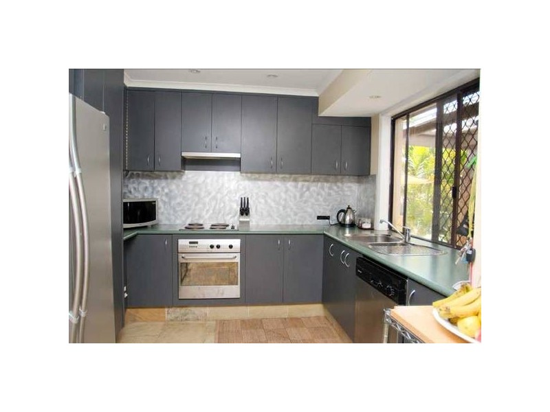 Highland Park QLD 4211