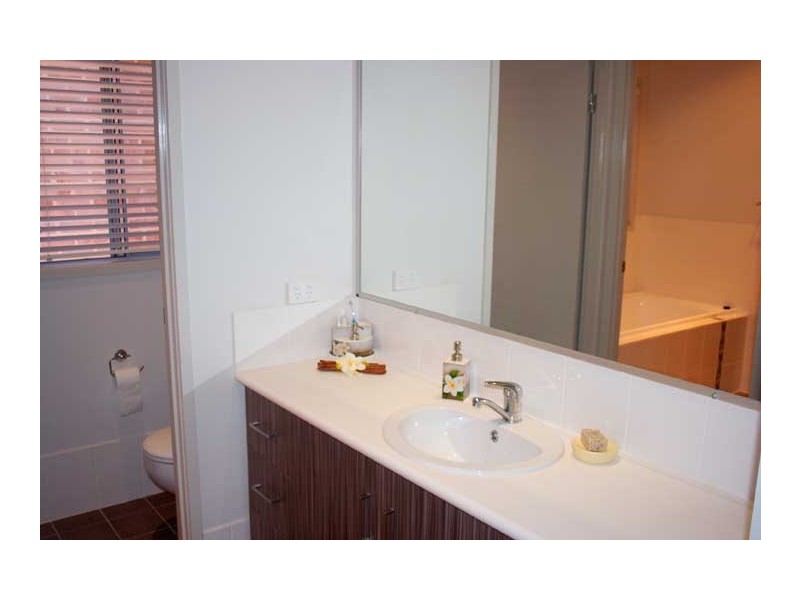 Mount Nathan QLD 4211