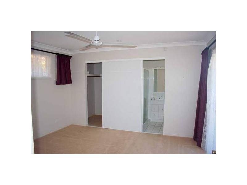 Highland Park QLD 4211