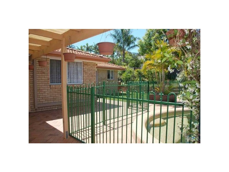 Highland Park QLD 4211