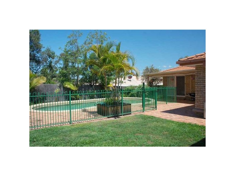 Highland Park QLD 4211