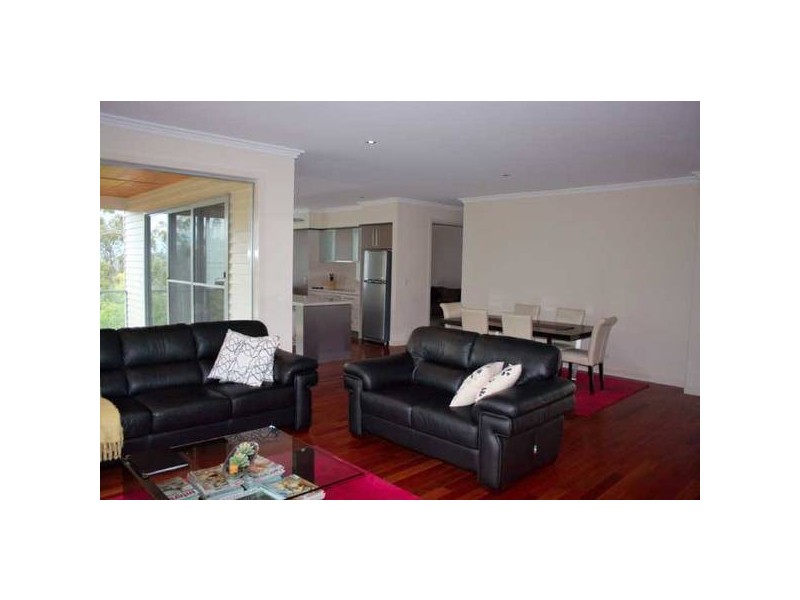 Highland Park QLD 4211