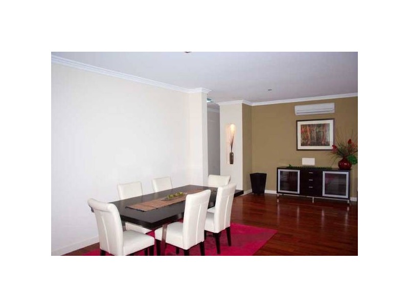 Highland Park QLD 4211