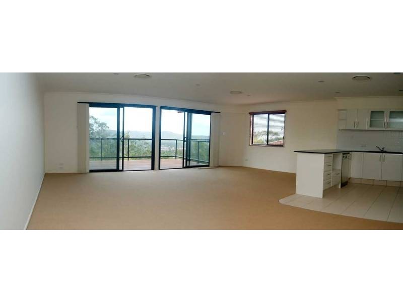 Highland Park QLD 4211