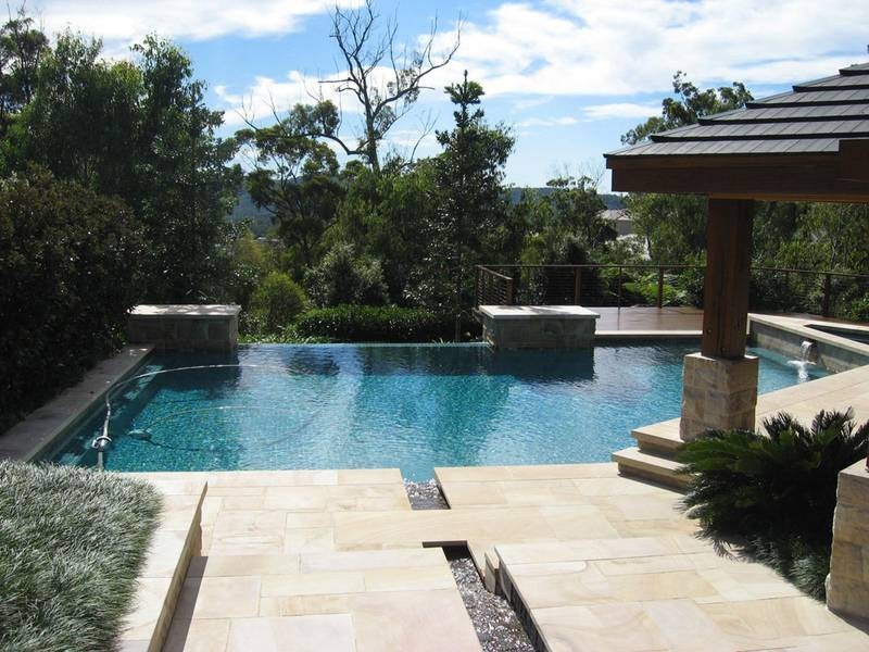 Highland Park QLD 4211