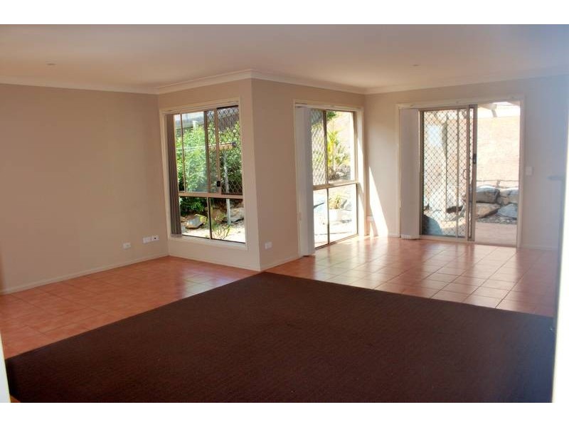1/78 Kincaid Drive, Highland Park QLD 4211