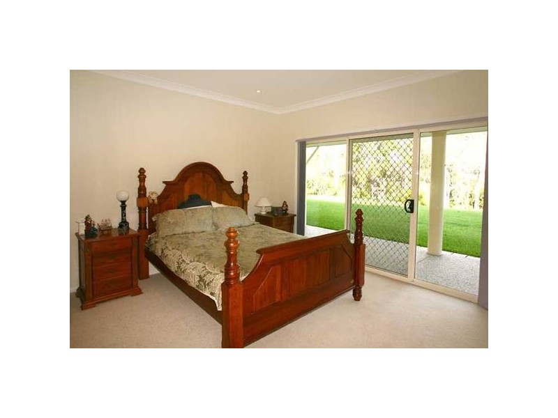 Gaven QLD 4211