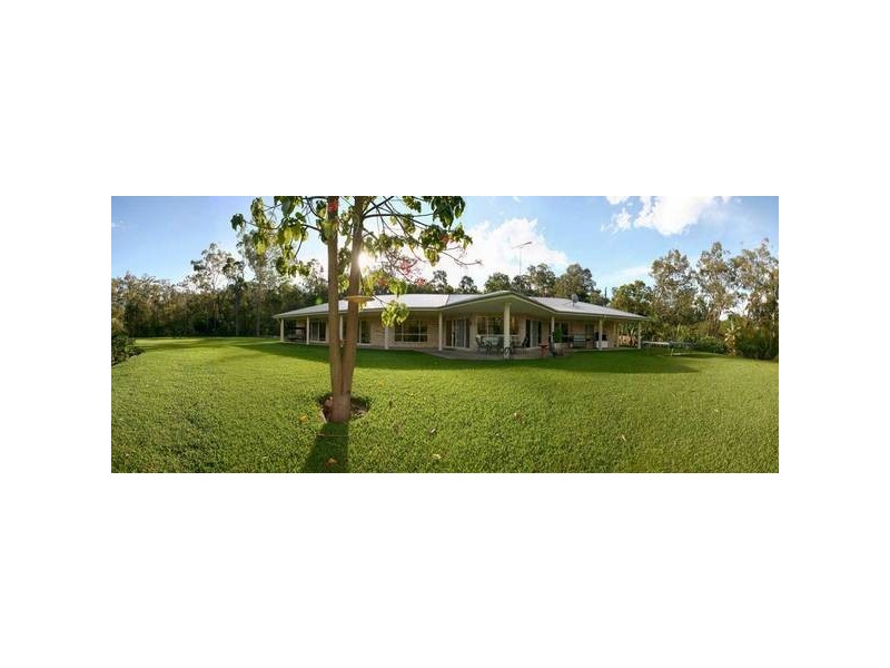 Gaven QLD 4211