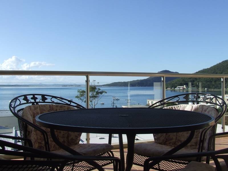 303/2 Messines Street, Shoal Bay NSW 2315