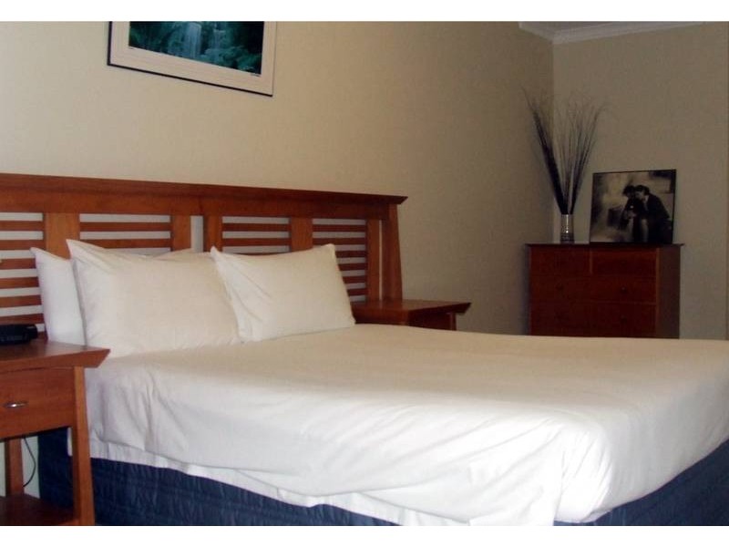 2/303 Messines Street, Shoal Bay NSW 2315