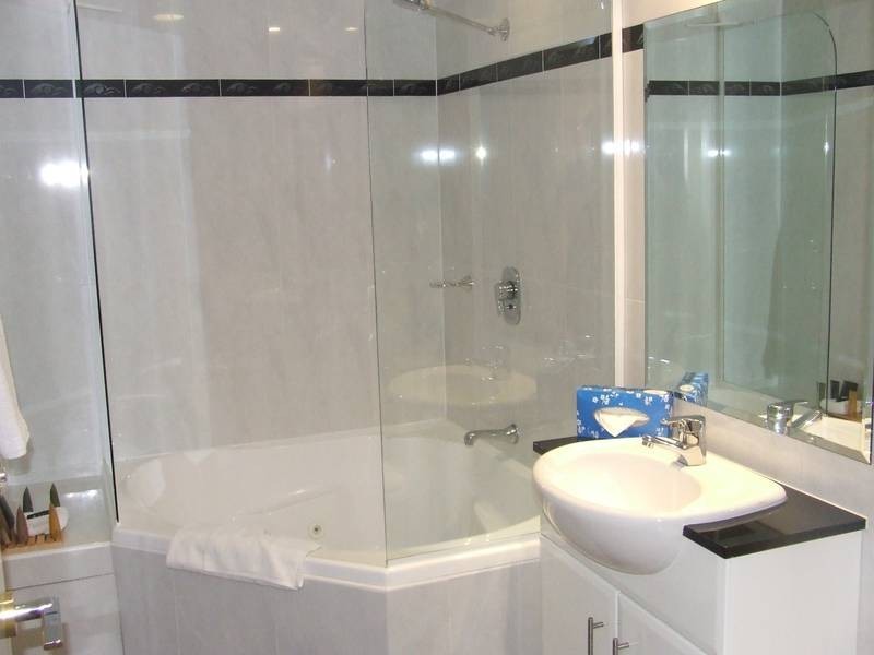 2/303 Messines Street, Shoal Bay NSW 2315