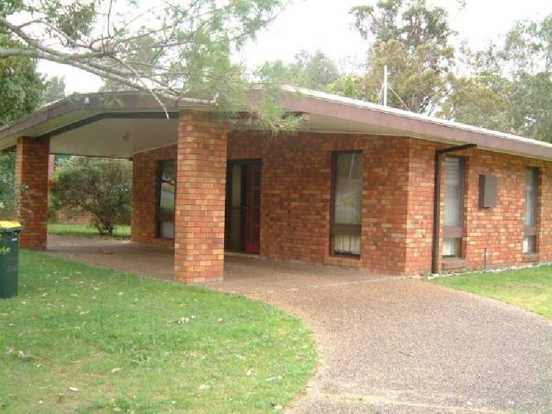 10 Irene Crescent, Soldiers Point NSW 2317