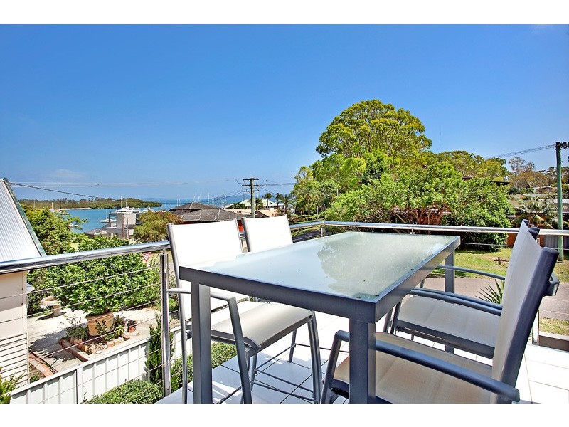 4/A Resthaven Avenue, Soldiers Point NSW 2317