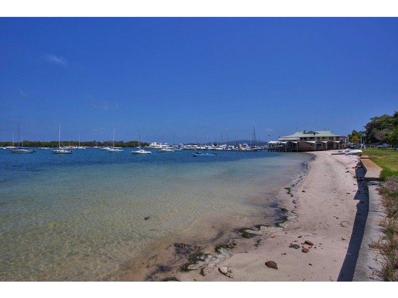 4/A Resthaven Avenue, Soldiers Point NSW 2317
