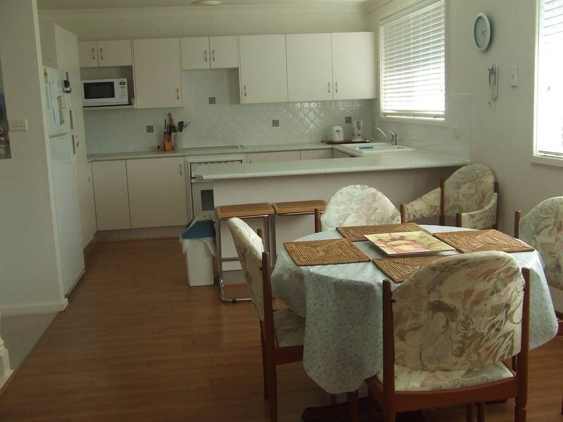 2/18 Kent Gardens, Soldiers Point NSW 2317