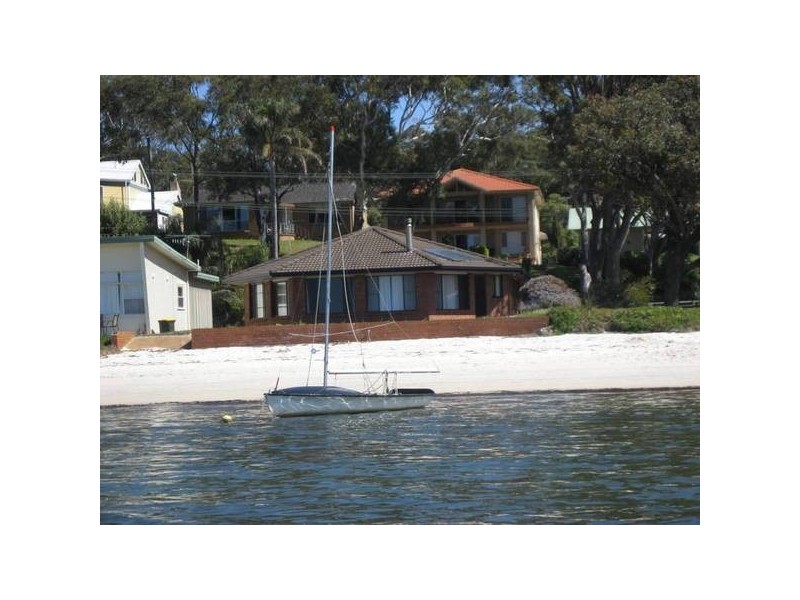 35 Foreshore Drive, Salamander Bay NSW 2317