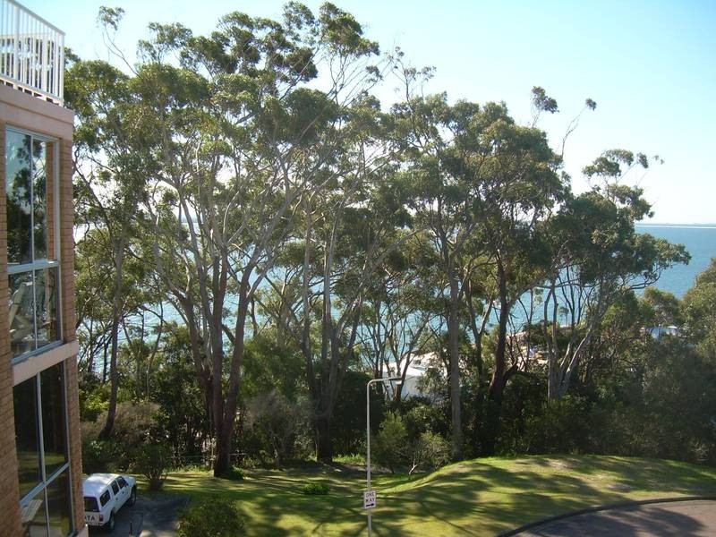 15/2 Thurlow Avenue, Nelson Bay NSW 2315