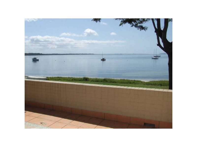 2/33 Soldiers Point Road, Soldiers Point NSW 2317