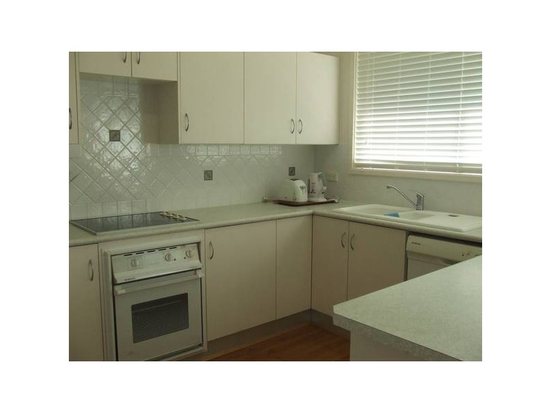 2/18 Kent Gardens, Soldiers Point NSW 2317