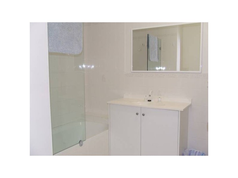 2/18 Kent Gardens, Soldiers Point NSW 2317