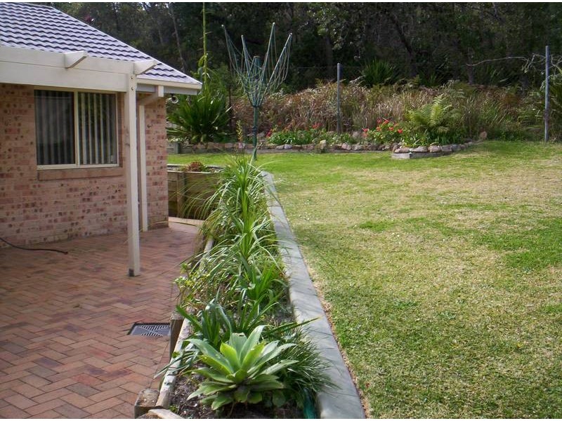 19 Clonmeen Cct, Anna Bay NSW 2316