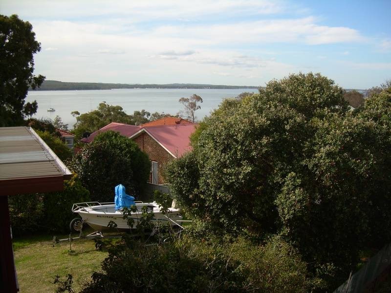 9 Ash Street, Soldiers Point NSW 2317