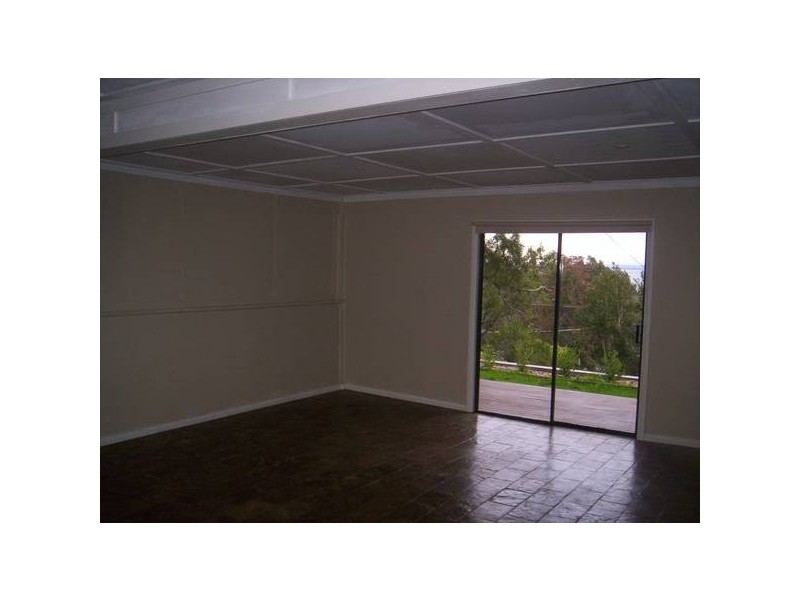 27 Upton Street, Soldiers Point NSW 2317