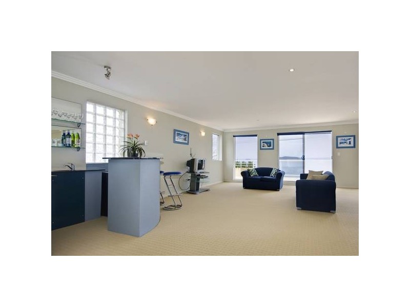 17 Victoria Parade, Nelson Bay NSW 2315