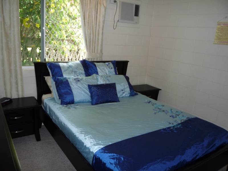 4/49 Camp Street, Mundingburra QLD 4812