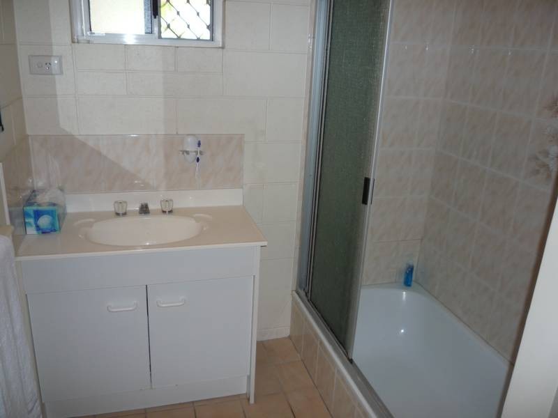 4/49 Camp Street, Mundingburra QLD 4812