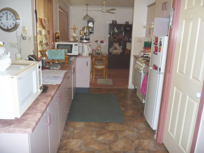 16 Preston Ct, Kirwan QLD 4817