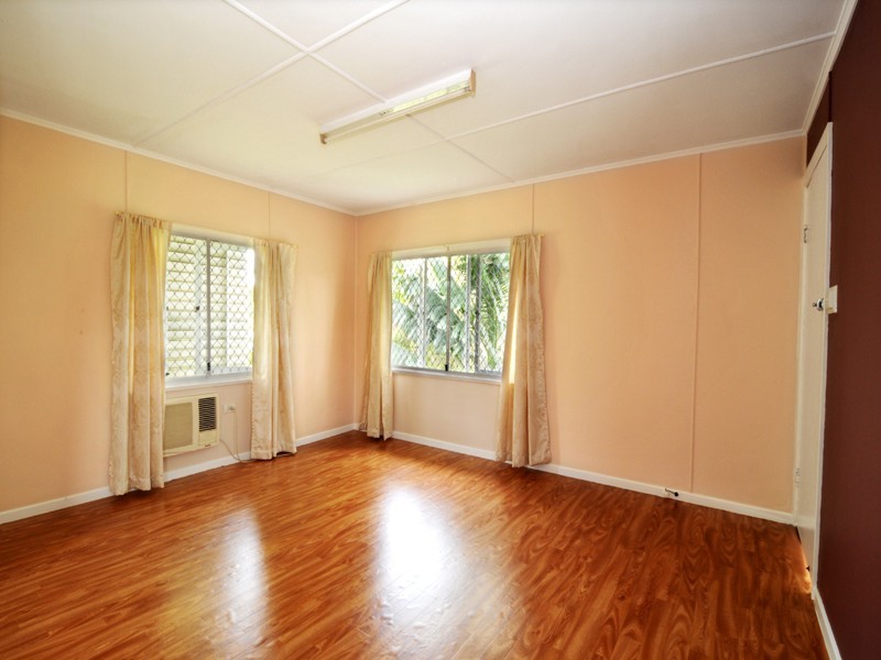 8 Sheffield Street, Gulliver QLD 4812