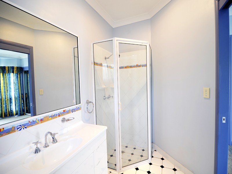 17 Eureka Crescent, Kirwan QLD 4817