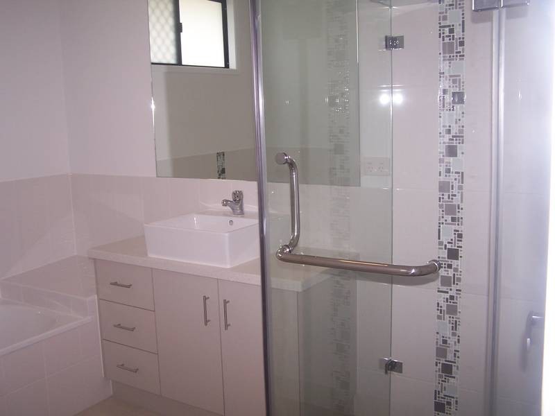 18 Waterstone Terrace, Fairfield Waters, Idalia QLD 4811