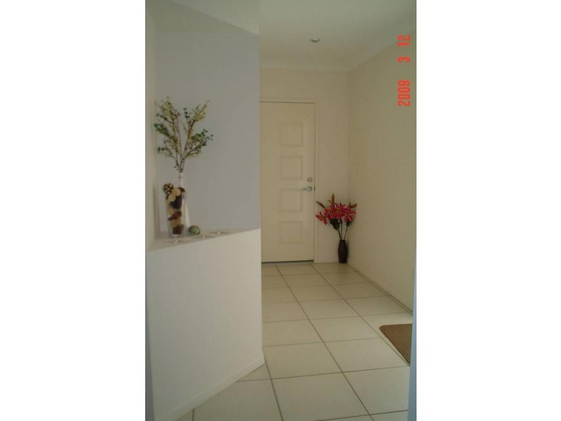 Bushland Beach QLD 4818