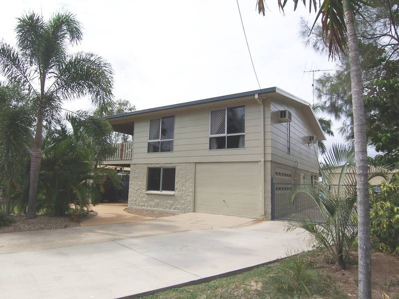 6 Allambie Court (not Lane), Kelso QLD 4815